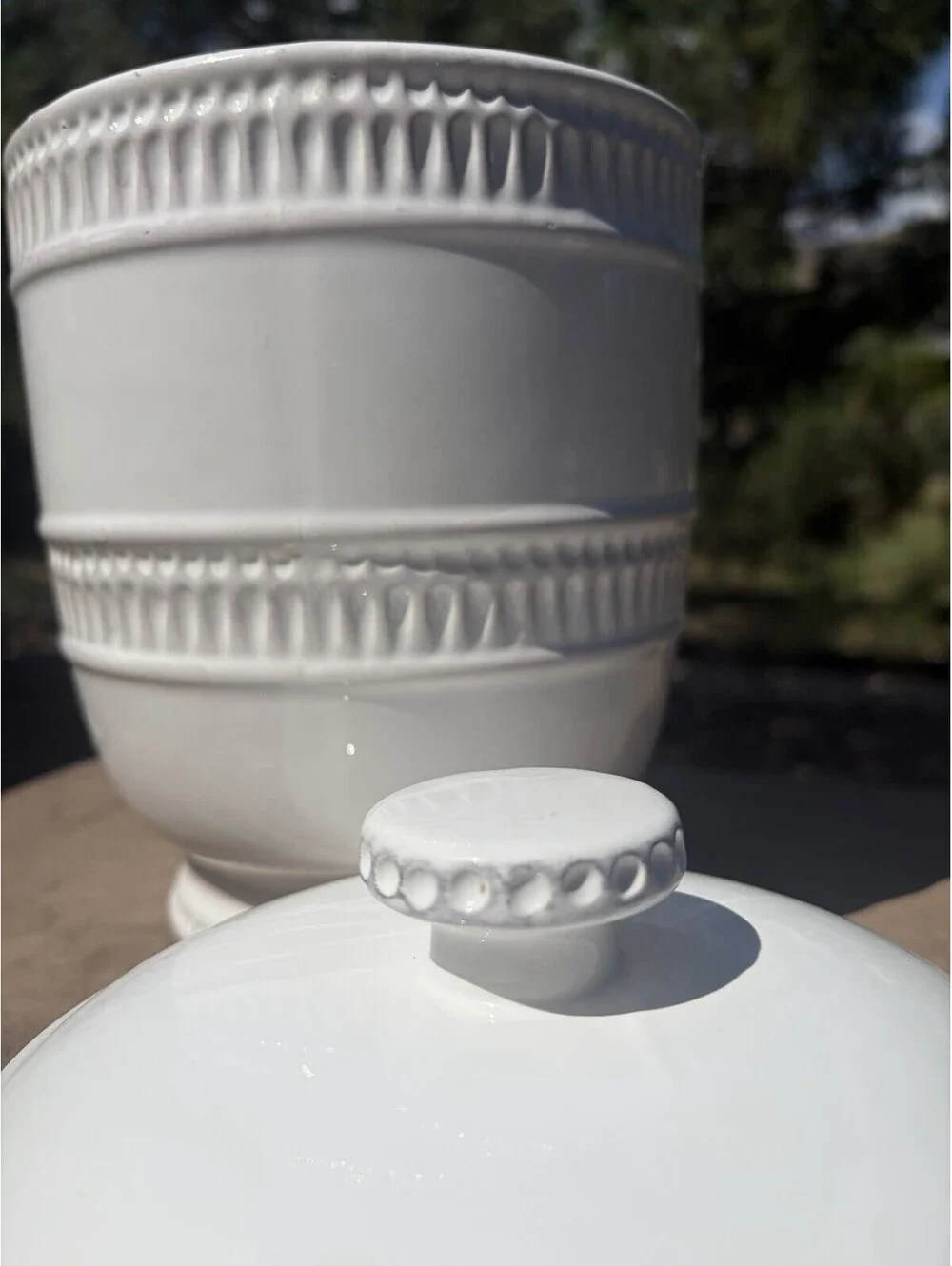 American Atelier note tiny